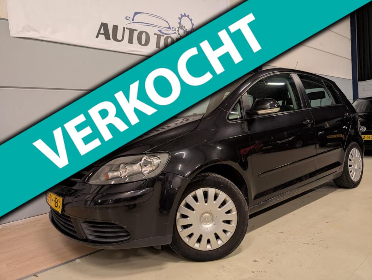 Volkswagen Golf Plus - 1.6 FSI Trendline Business * 1e Eigenaar - Climate Control * - AutoWereld.nl