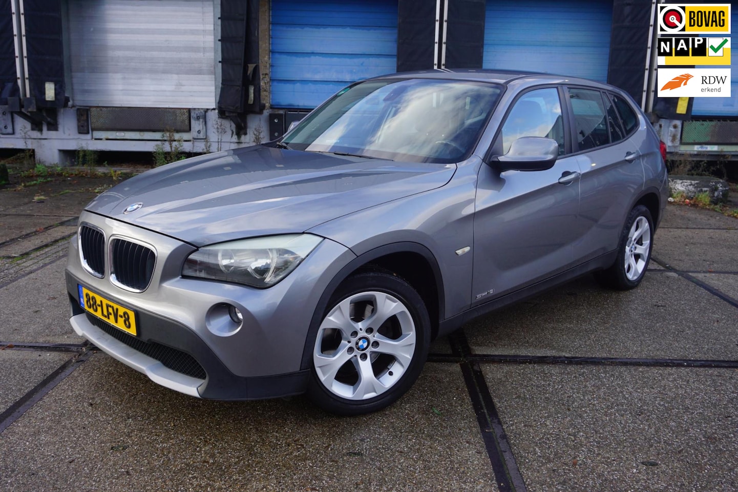 BMW X1 - SDrive18i Executive * Automaat * Cruise * Airco - AutoWereld.nl