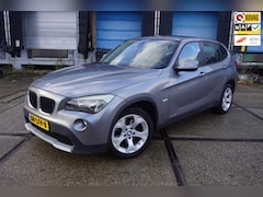 BMW X1 - SDrive18i Executive * Automaat * Cruise * Airco