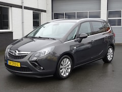 Opel Zafira Tourer - 1.4 Innovation 7p. Automatische airco, navigatie, parkeersensoren, licht metalen velgen, 7