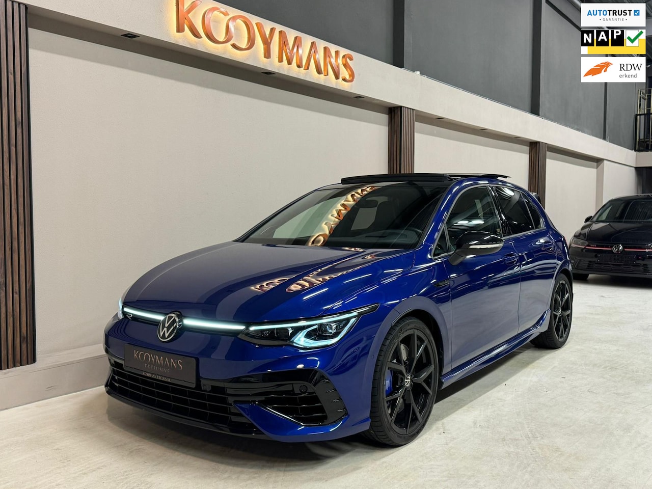 Volkswagen Golf - GOLF 8 R 2.0 TSI R 4Motion Performance/HUD/AKRA/NÜRNBERG/LEER/MEMORY/VOL - AutoWereld.nl