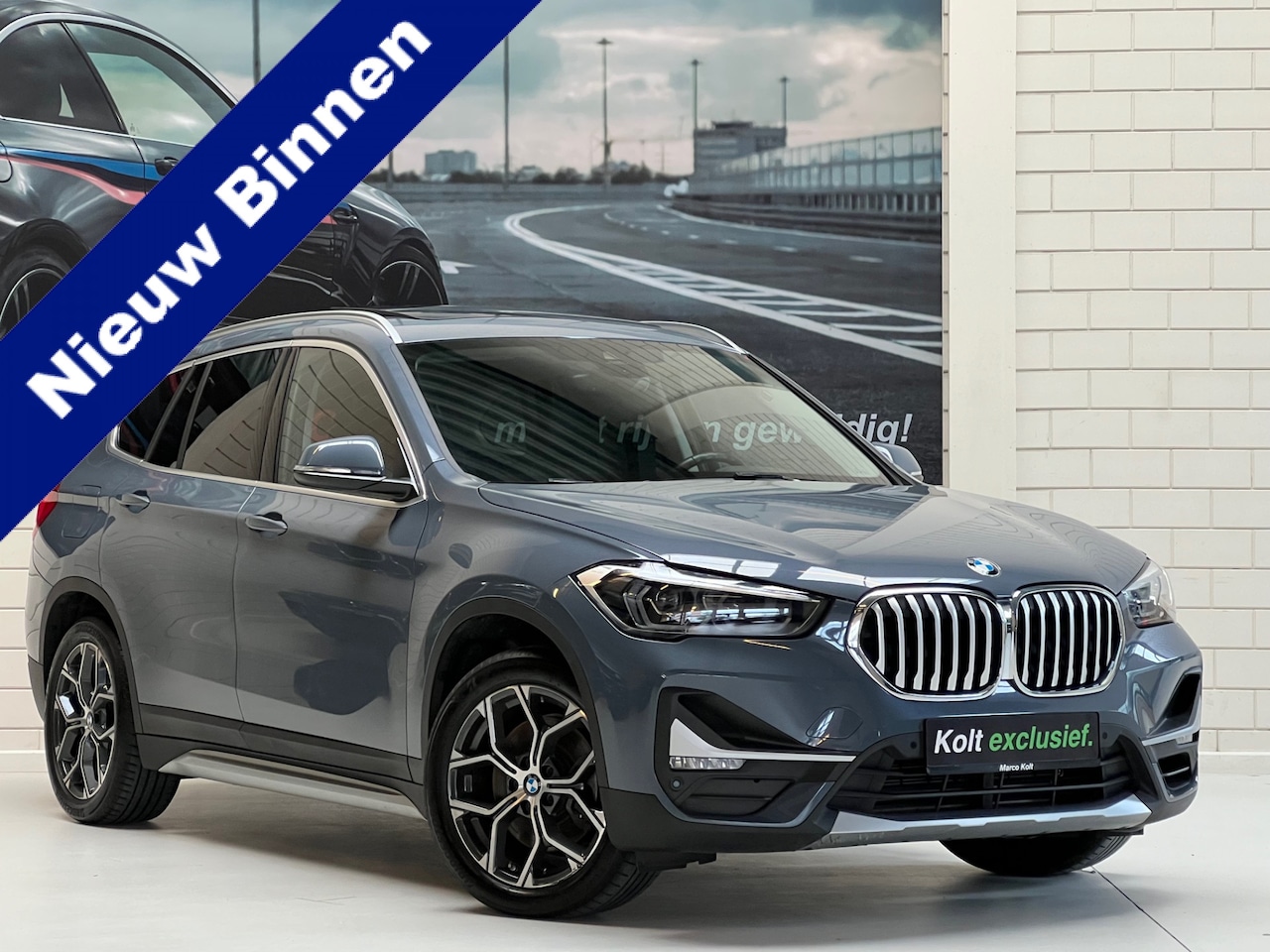 BMW X1 - xDrive25e Business Edition X-Line 220 PK Plug in Hybride / Panoramdak / Navi / Camera / 18 - AutoWereld.nl