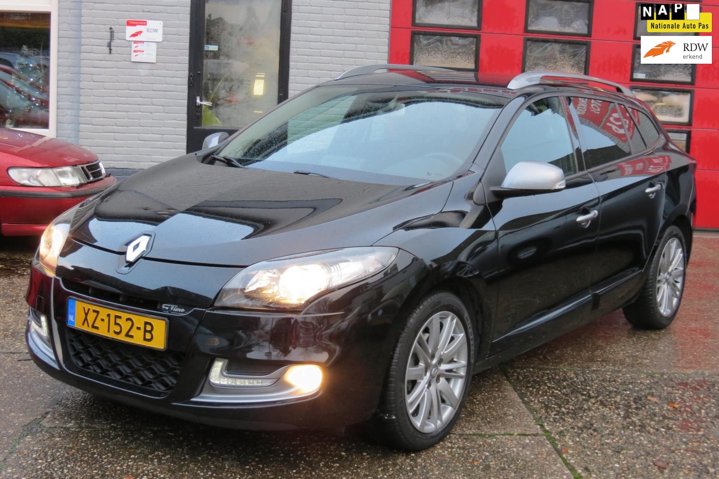 Renault Mégane Estate - 1.2 TCe GT-Line 1.2 TCe GT-Line , NAVI, 1/2 LEDER, PDC - AutoWereld.nl