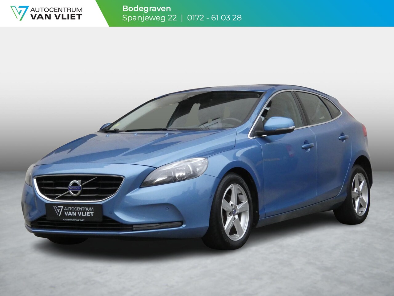 Volvo V40 - 2.0 D2 Summum Business | TREKHAAK | NAVIGATIE | - AutoWereld.nl