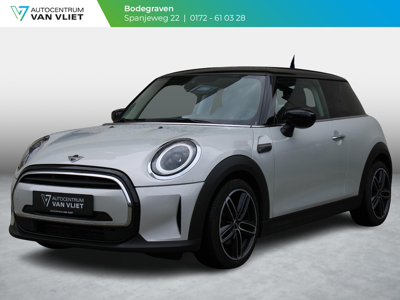 MINI Cooper - Mini 1.5 Business Edition | PANORAMA DAK | NAVIGATIE | NIEUW MODEL | - AutoWereld.nl