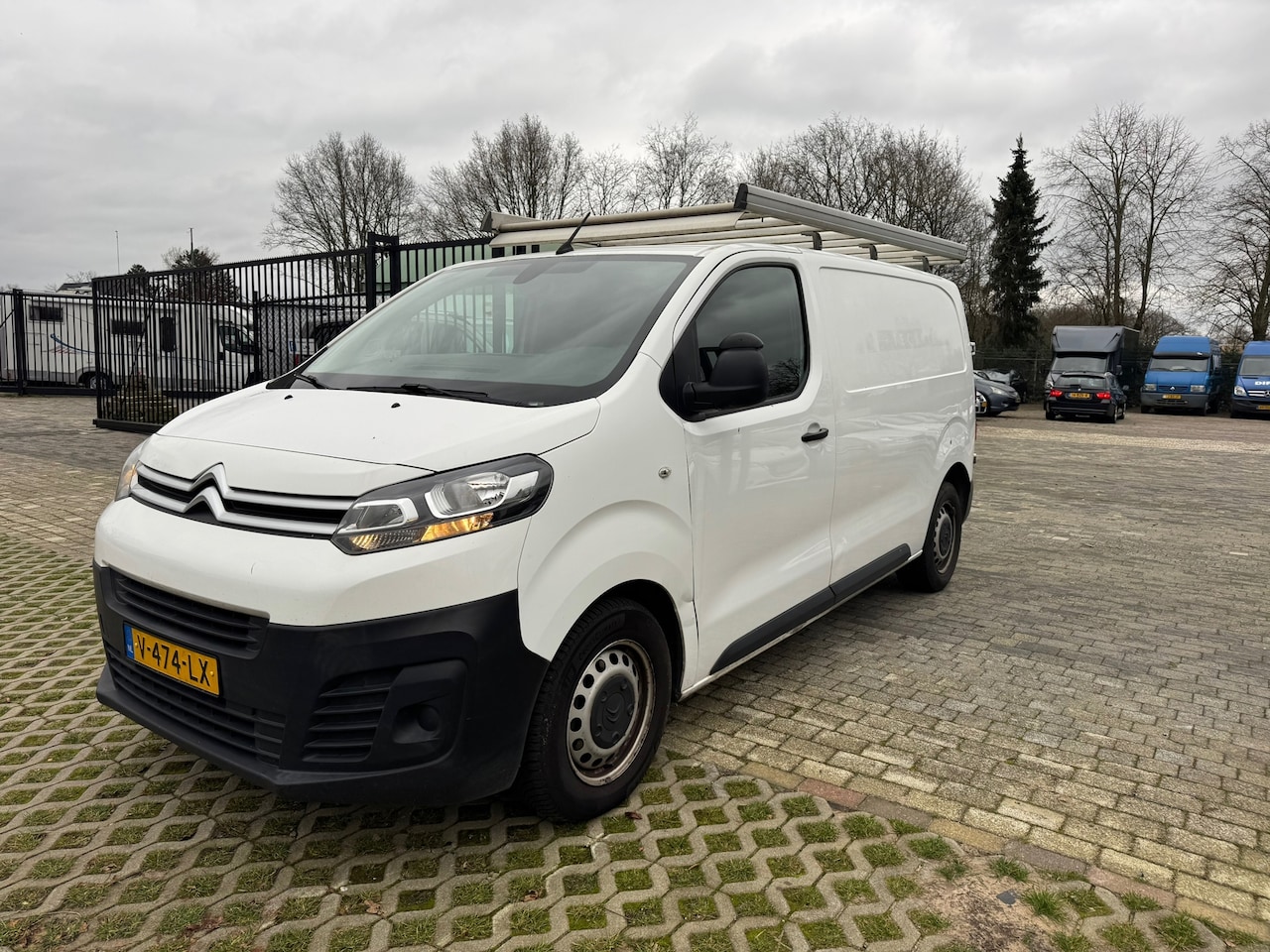 Citroën Jumpy - 2.0 BlueHDI 120 Club M S&S - AutoWereld.nl