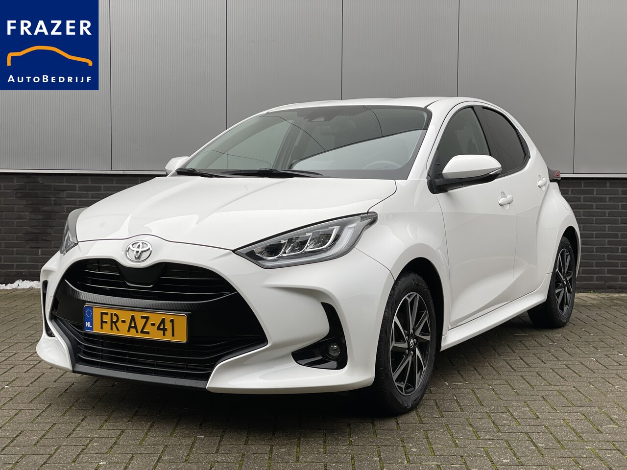 Toyota Yaris - 1.5 VVT-i Business Plus RIJKLAAR - AutoWereld.nl