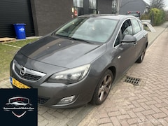 Opel Astra - 1.4 Selection Ketting Hoorbaar