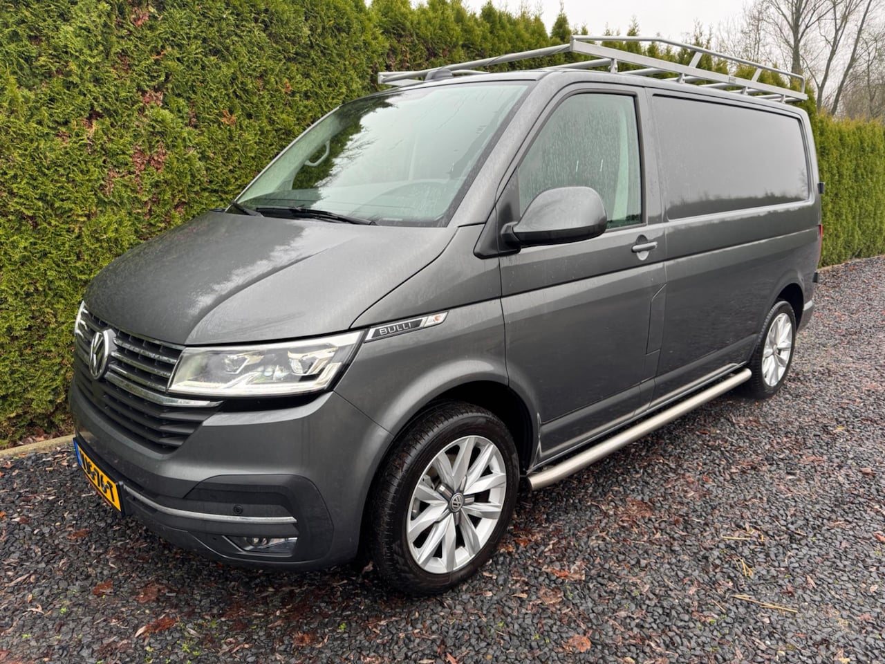 Volkswagen Transporter - 2.0 TDI L1H1 30 BULLI LEER AUTOMAAT LED CARPLAY VOL - AutoWereld.nl