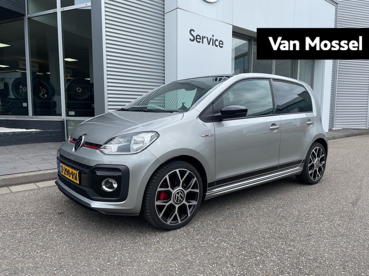 Volkswagen Up! - 1.0 TSI GTI | 115 PK | 2-Tone Kleur | Stoelverwarming | DAB+ Radio | Airco | Bluetooth | P - AutoWereld.nl