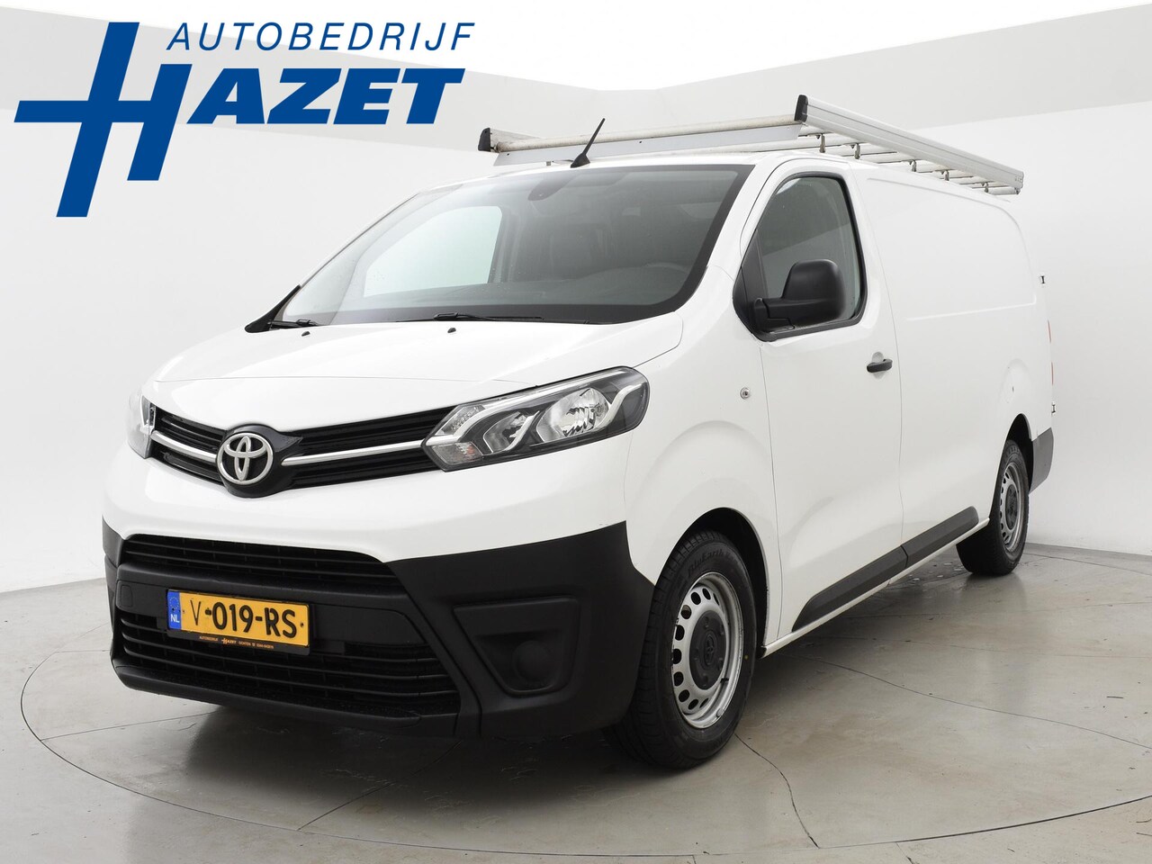 Toyota ProAce Worker - 2.0 D-4D 122 PK NAVIGATOR LONG + NAVIGATIE / TREKHAAK / IMPERIAAL - AutoWereld.nl