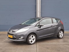 Ford Fiesta - 1.25 Titanium BENZINE / N.A.P / AIRCO/ APK T/M 9-2025