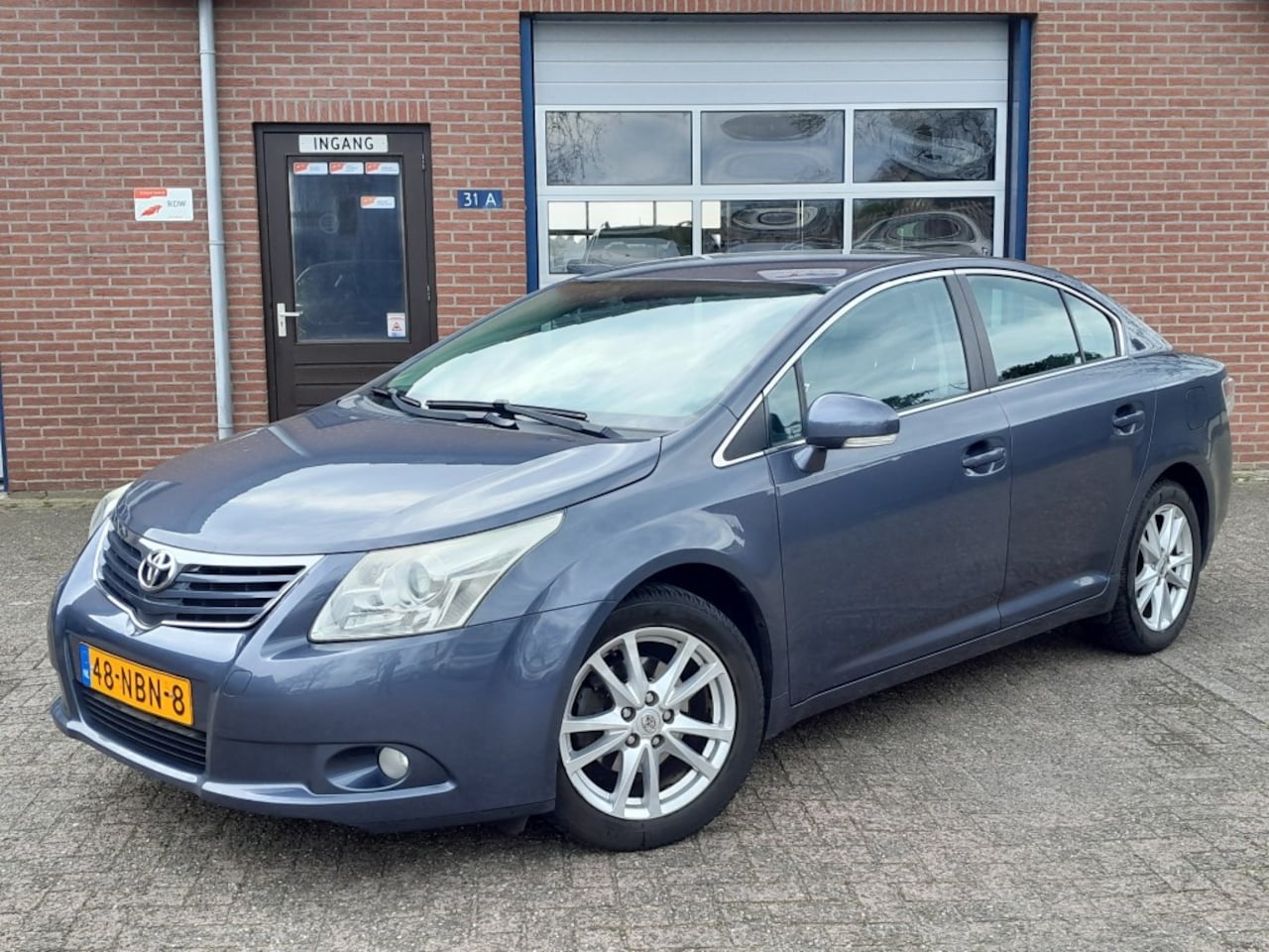 Toyota Avensis - 1.8 VTT-i Business Sedan NL-auto Navi Climate Cruise Camera - AutoWereld.nl