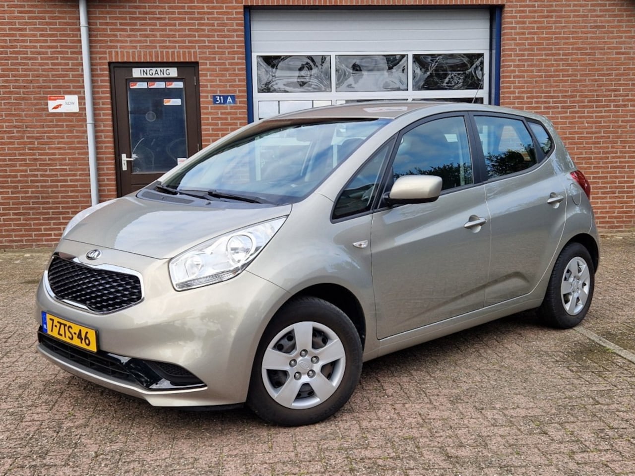 Kia Venga - 1.4 CVVT ComfortLine Airco NL-auto - AutoWereld.nl