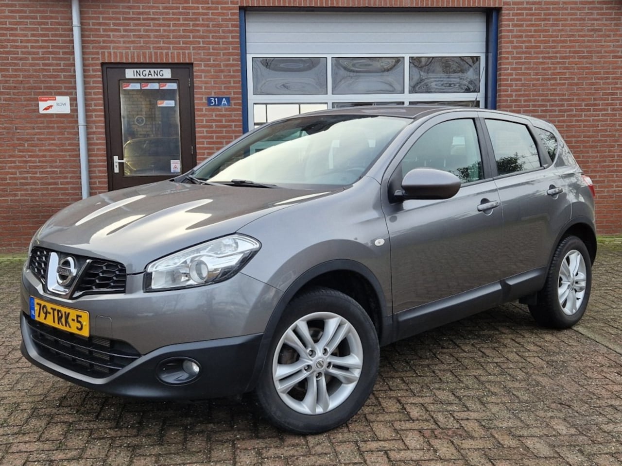 Nissan Qashqai - 2.0 Acenta Clima NL-auto Trekhaak - AutoWereld.nl