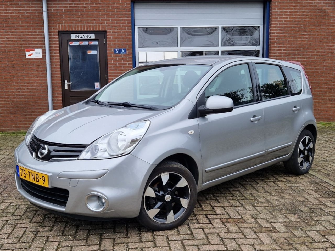 Nissan Note - 1.6i Life+ Automaat Airco/Clima NL-auto 1e-Eig. Cruise trekhaak - AutoWereld.nl