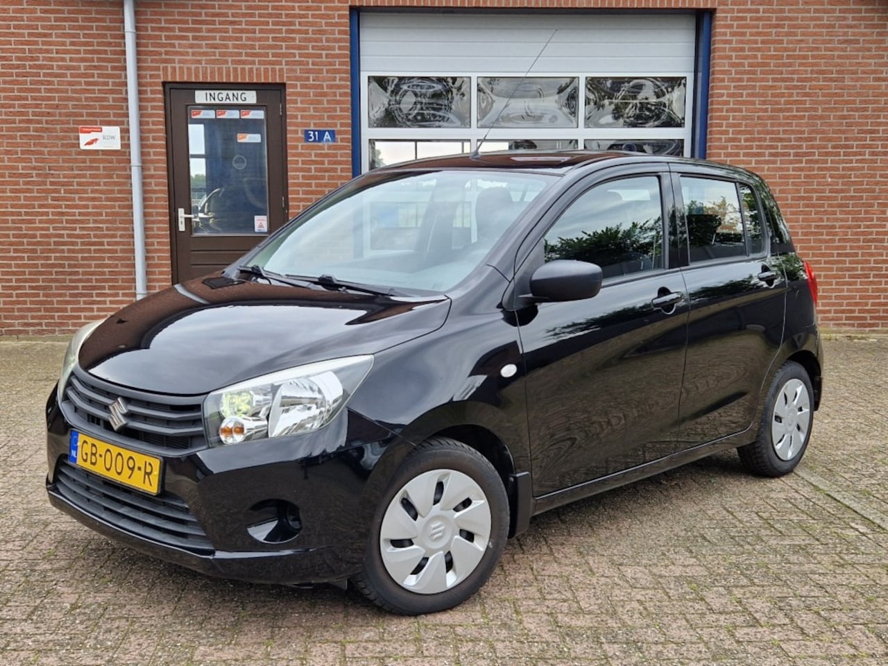 Suzuki Celerio - 1.0i Comfort 5-drs Airco NL-auto 1e-Eigenaar - AutoWereld.nl