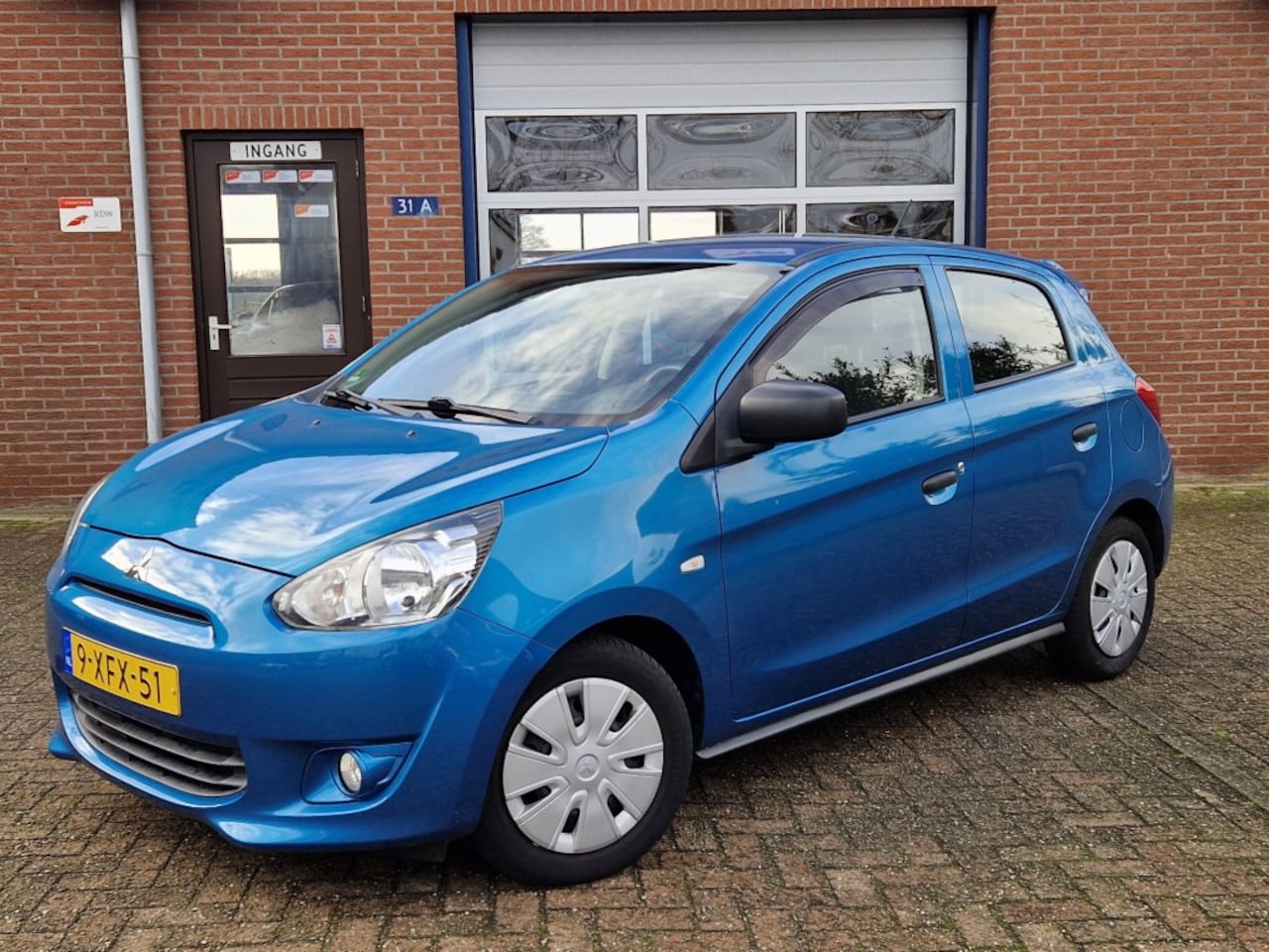 Mitsubishi Space Star - 1.0 Inform Airco 5-drs NL-auto - AutoWereld.nl