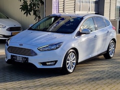 Ford Focus - 1.0 EcoBoost 125pk Titanium Automaat