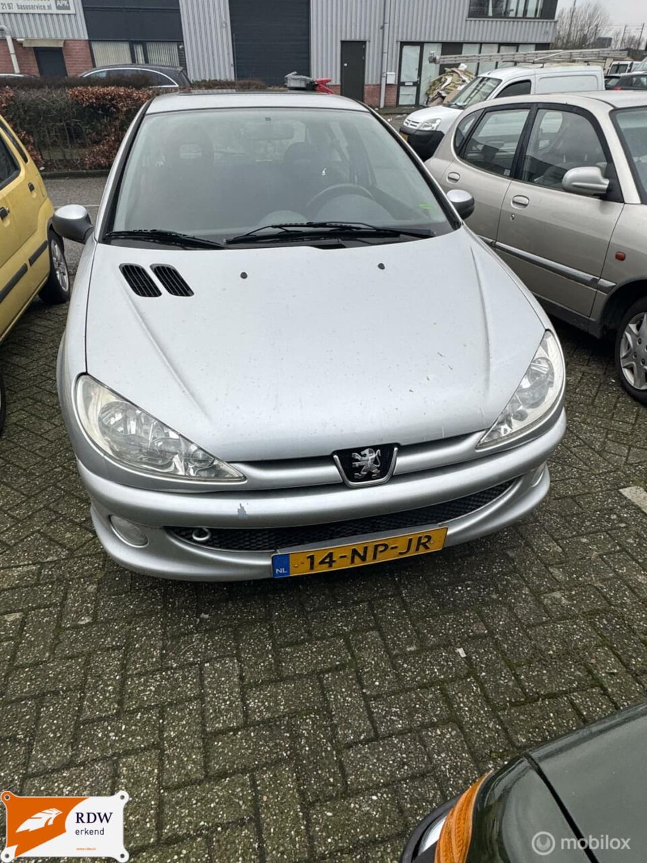 Peugeot 206 - 1.4-16V Quiksilver 1.4-16V Quiksilver - AutoWereld.nl