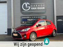 Toyota Yaris - 1.3 99PK VVT-i 5 deuren Airco, Bluetooth, Camera, Isofix, LederenStuurwiel, Lmv, Usb,