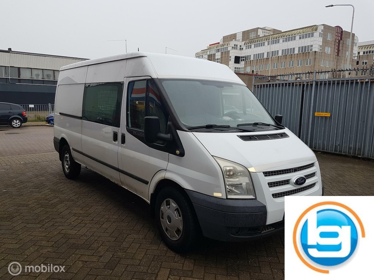 Ford Transit - 350L 2.2 TDCI LANG/HOOG - AutoWereld.nl