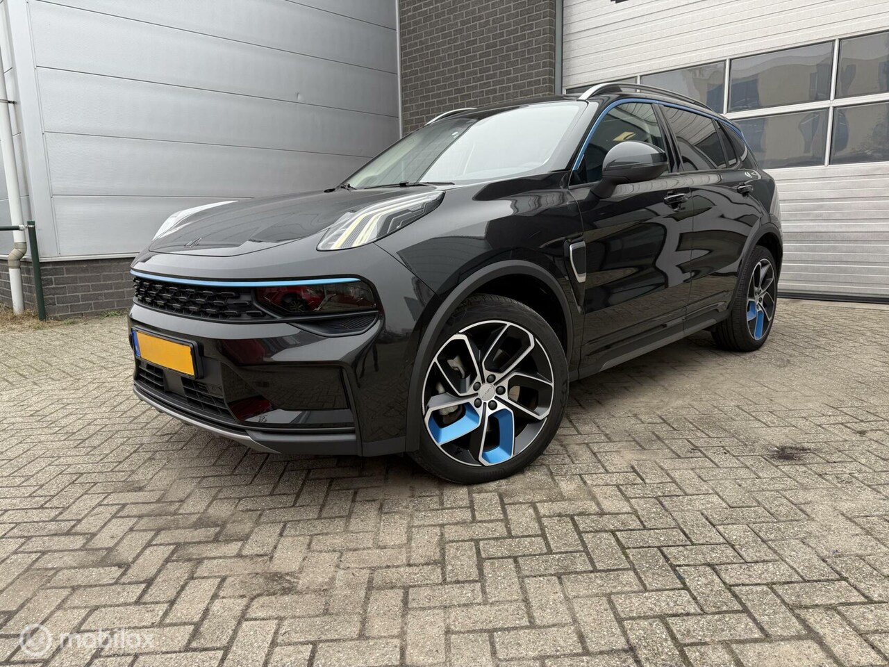 Lynk & Co 01 - 1.5 |Pano|Hybride|Schuifdak - AutoWereld.nl