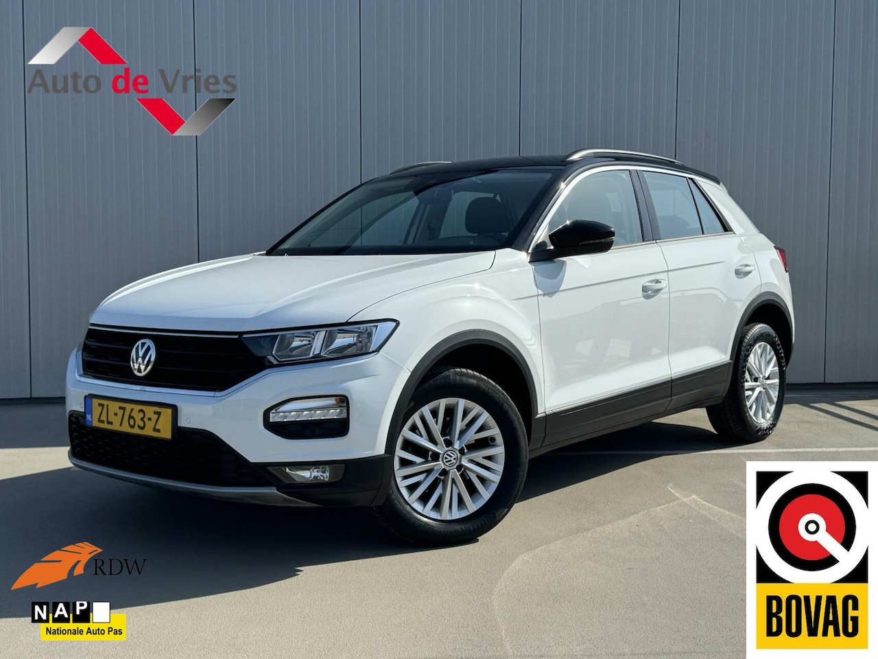 Volkswagen T-Roc - 1.5 TSI Style Executive|Navi|NL-Auto - AutoWereld.nl