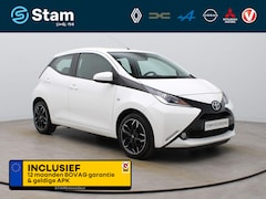 Toyota Aygo - 70pk VVT-i x-play Airco | Camera | LM velgen | Navi