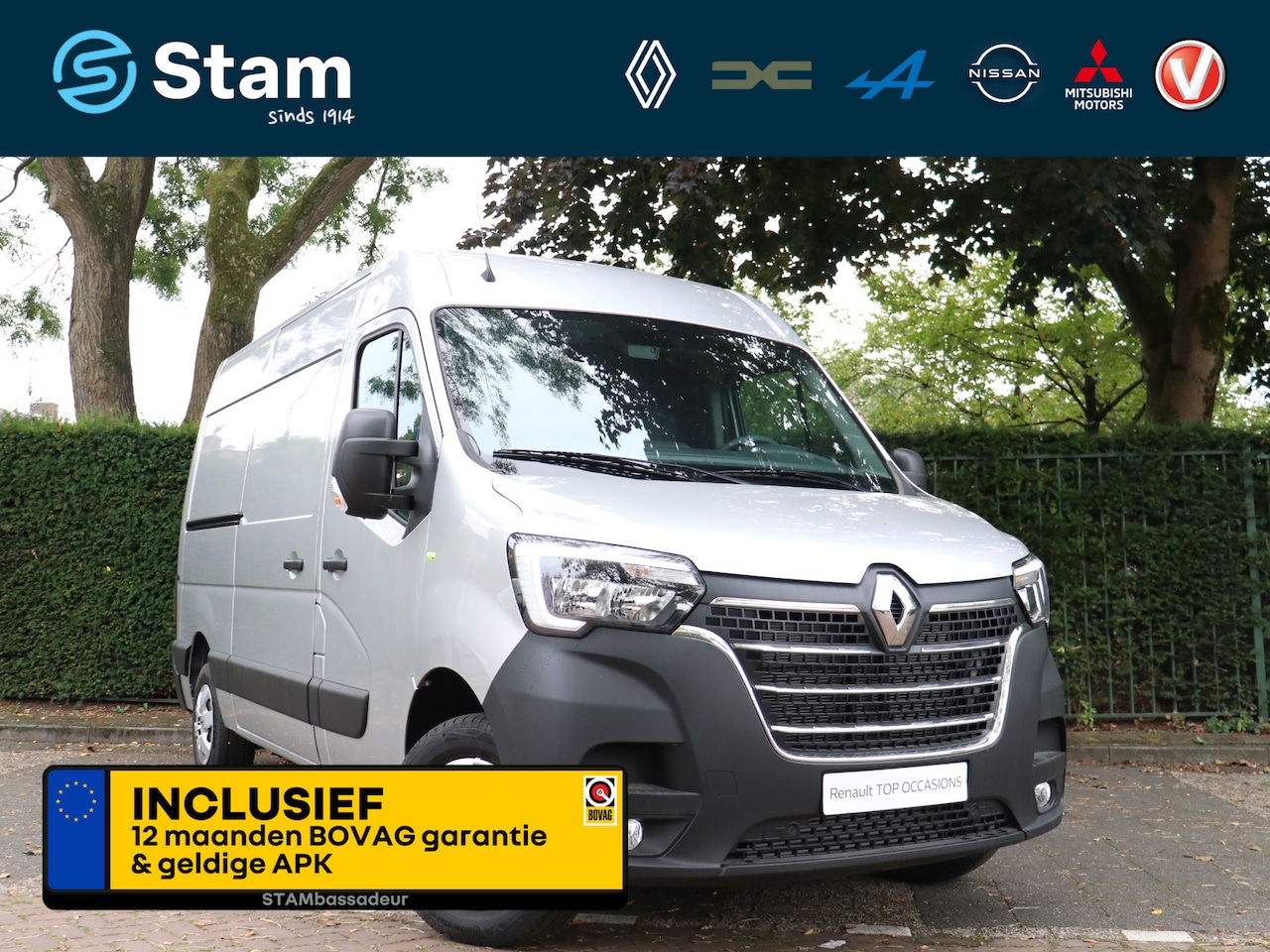 Renault Master - T35 dCi 135pk L2H2 Work Edition Airco | Dodehoeksens. | Navi | Trekhaak - AutoWereld.nl