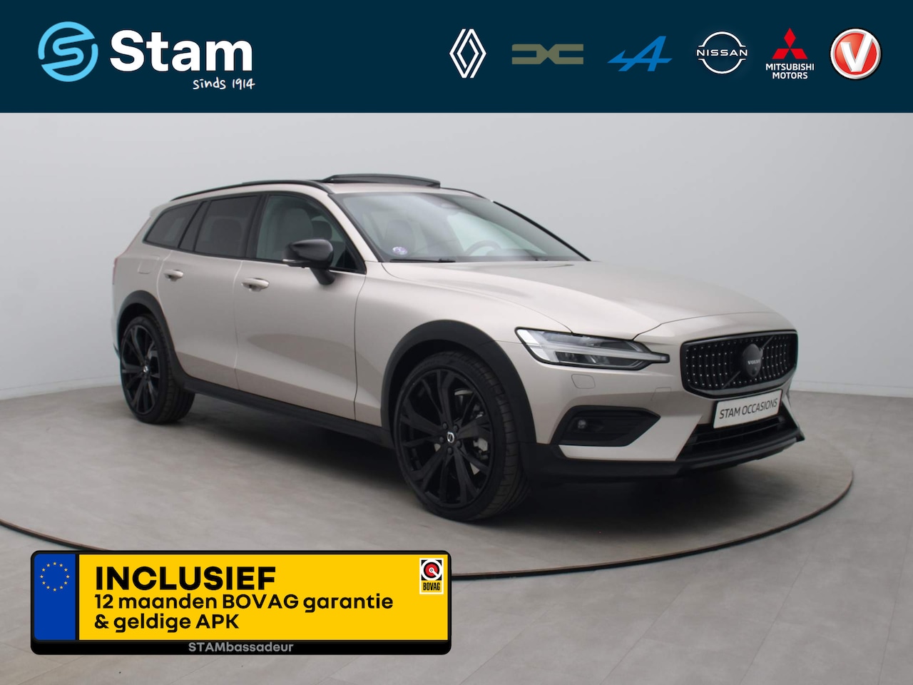 Volvo V60 Cross Country - 250pk B5 AWD Ultimate AUTOMAAT 360° Camera | Adapt. cruise | Harman Kardon | Head-Up | Pan - AutoWereld.nl