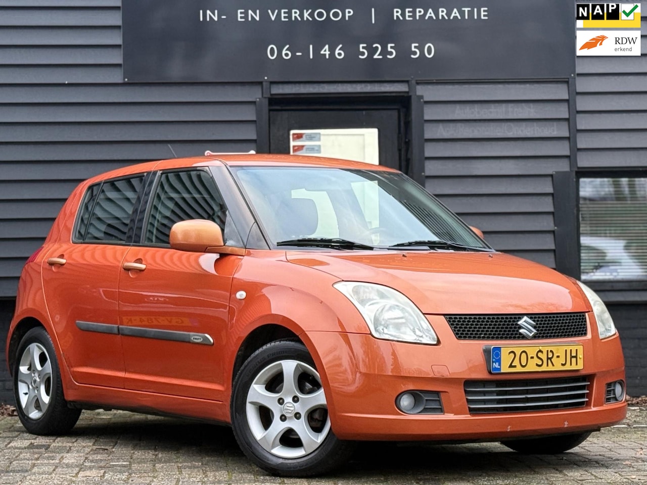 Suzuki Swift - 1.3 Shogun|Airco|Lichtmetaal|5 Deurs - AutoWereld.nl