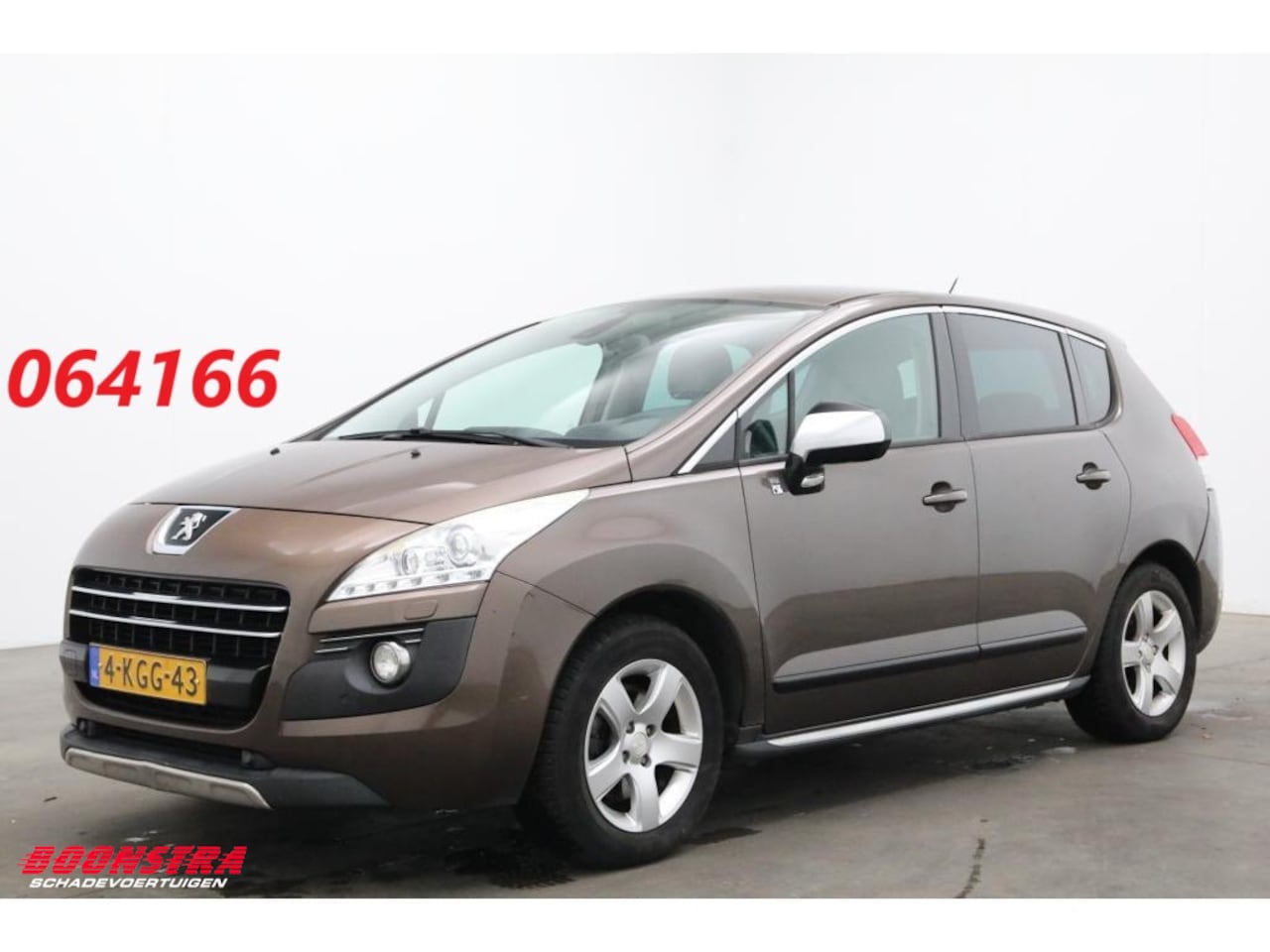 Peugeot 3008 - 2.0 HDiF HYbrid4x4 HUD Leder SHZ Navi Clima AHK - AutoWereld.nl