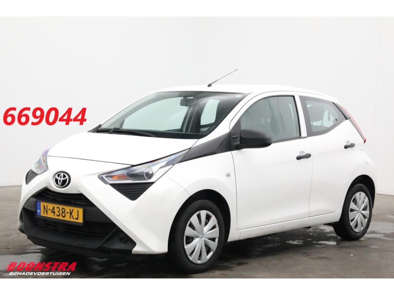 Toyota Aygo - 1.0 VVT-i x-fun Airco Elek Ramen 75.495 km! - AutoWereld.nl