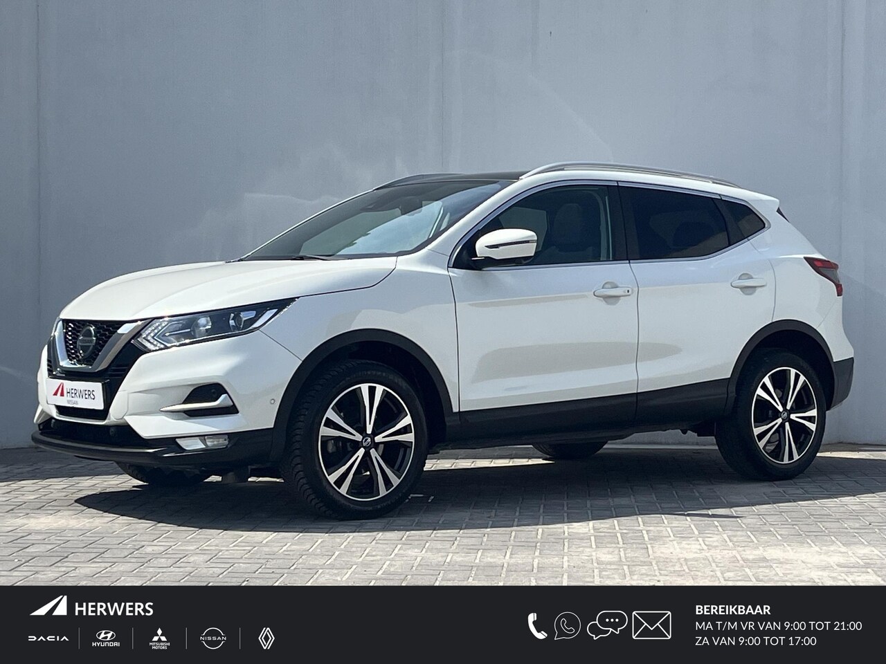 Nissan Qashqai - 1.3 DIG-T 140PK N-Connecta / Panoramadak / Adaptieve cruise control / Dodehoekdetectie / S - AutoWereld.nl