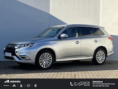 Mitsubishi Outlander - 2.4 PHEV Intense Automaat / Keyless / Climate control / Navigatie d.m.v. Apple carplay & A