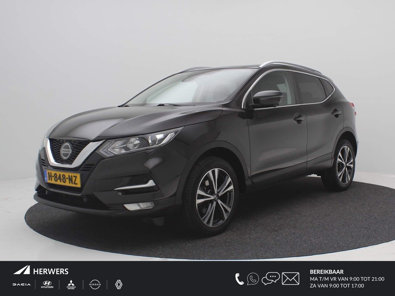 Nissan Qashqai - 1.3 DIG-T N-Connecta / Navigatie / Groot Panoramisch dak / Cruise Control / Afneembare Tre - AutoWereld.nl