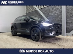 Volvo XC40 - B4 Ultra Black Edition | 360° Camera | Panoramadak | harman/kardon | Trekhaak | Stoel+Stuu