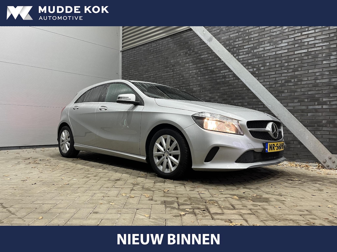 Mercedes-Benz A-klasse - 180 Lease Edition | Automaat | ACC | Navigatie | Getint Glas - AutoWereld.nl