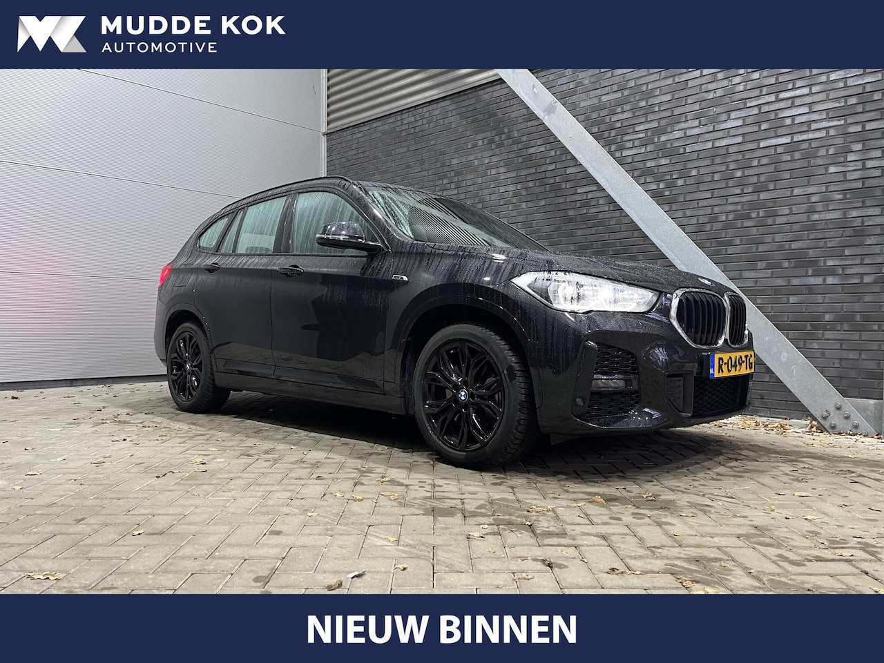 BMW X1 - xDrive25e eDrive Edition | Panoramadak | Head-Up | Camera | Stoelverwarming | 18 Inch | El - AutoWereld.nl