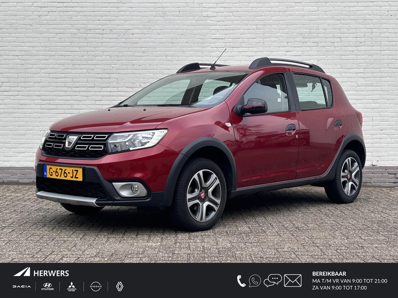 Dacia Sandero - 0.9 TCe Tech Road / Navigatie / Airco / Parkeersensoren / Cruise / Clima / DAB / LED / NAP - AutoWereld.nl