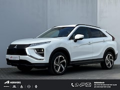 Mitsubishi Eclipse Cross - 2.4 PHEV Intense S-AWC 4WD Automaat / 1.500 kg trekgewicht / Navigatie via Apple Carplay o