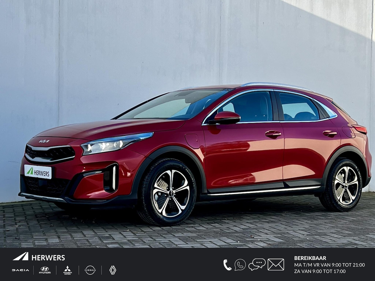 Kia XCeed - 1.6 GDi PHEV DynamicLine Automaat / Weinig km / Navigatie / Camera / Apple Carplay Android - AutoWereld.nl