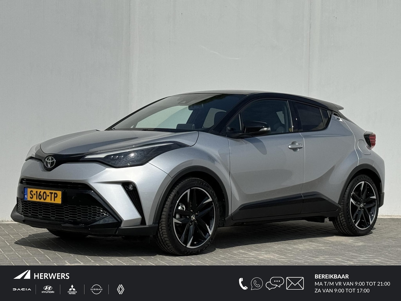 Toyota C-HR - 2.0 Hybrid GR-Sport / Origineel Nederlandse auto / Winter/Zomerbanden / Apple Carplay/Andr - AutoWereld.nl