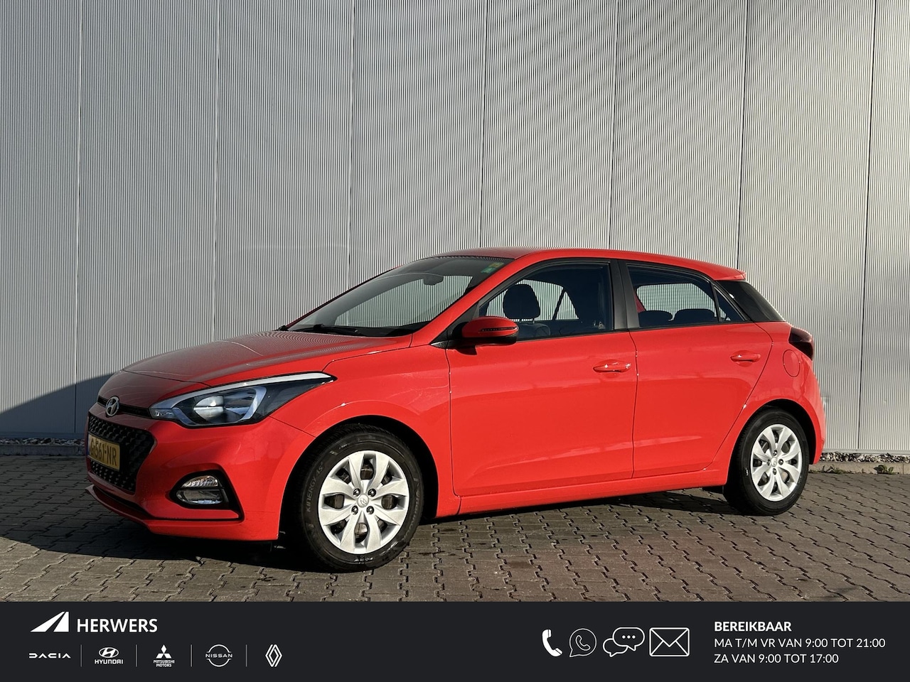 Hyundai i20 - 1.0 T-GDI Comfort Automaat / Trekhaak / All Season Banden / Navigatie / Cruise Control / C - AutoWereld.nl