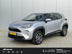 Toyota Yaris Cross - 1.5 Hybrid First Edition / Navigatie / Climate Control / Cruise Control / Camera / DAB+ /