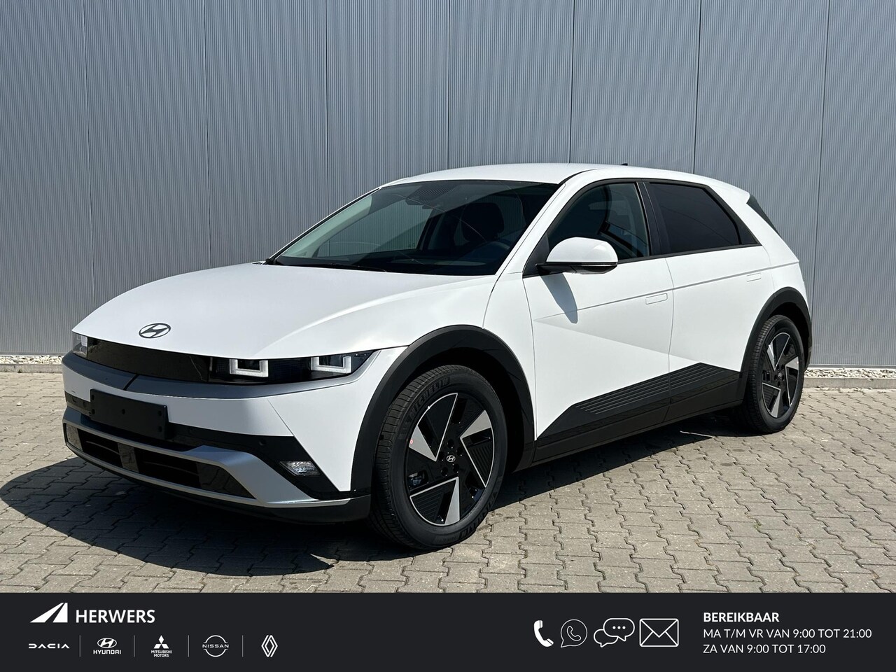 Hyundai IONIQ 5 - Connect+ 84 kWh / € 5.000.- Voordeel / € 51.090.- Rijklaar / Navigatie + Apple Carplay/And - AutoWereld.nl