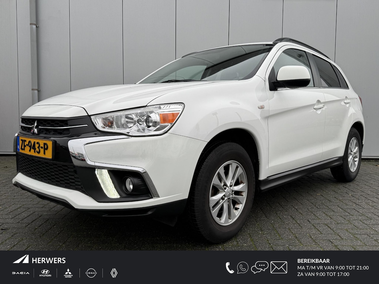 Mitsubishi ASX - 1.6 Cleartec Intense / Navigatie / Cruise Control / Stoelverwarming / Licht metalen velgen - AutoWereld.nl