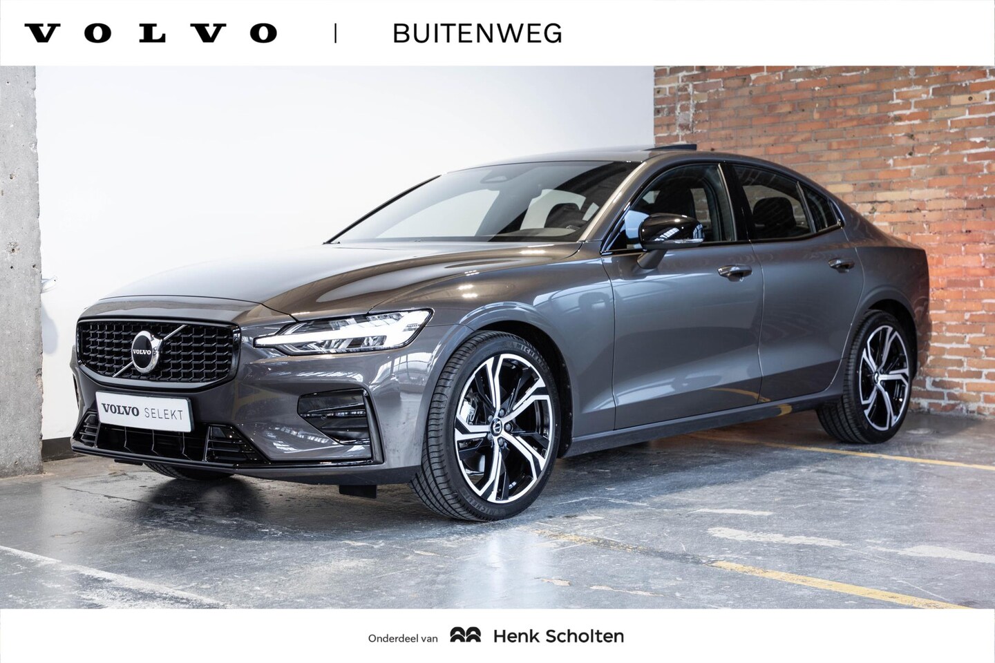 Volvo S60 - B3 Automaat Plus Dark | Panorama-dak | Adaptive cruise control | Park assist achter | Park - AutoWereld.nl