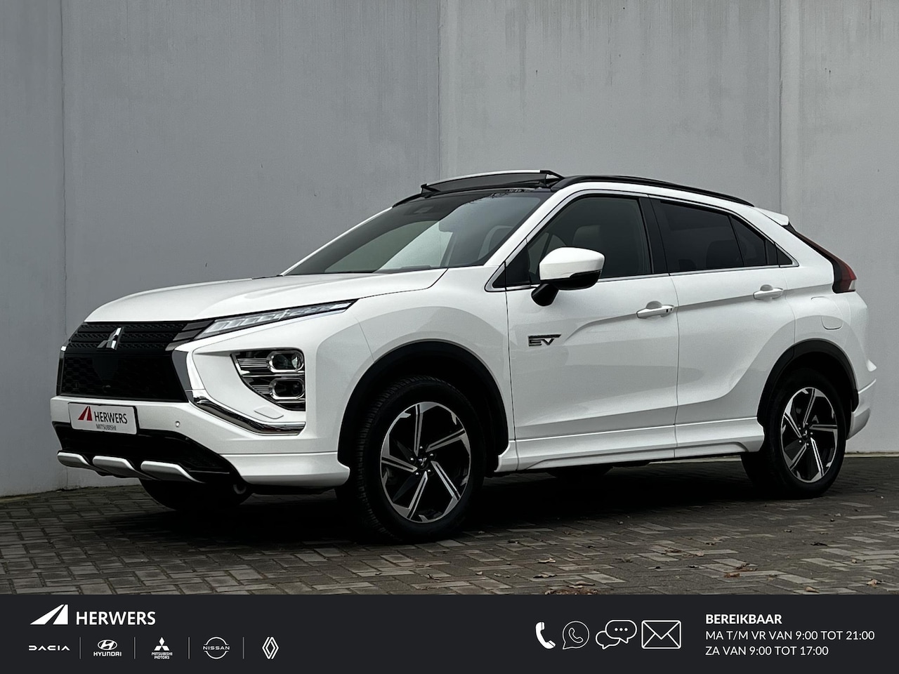 Mitsubishi Eclipse Cross - 2.4 PHEV Prestige Automaat / Trekgewicht 1.500 kg / Schuif- kanteldak / Navigatie / Camera - AutoWereld.nl